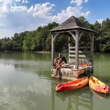 Camping Les Lacs D'armagnac