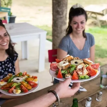 Camping Les Lacs D'armagnac Otel Bretagne-d'Armagnac